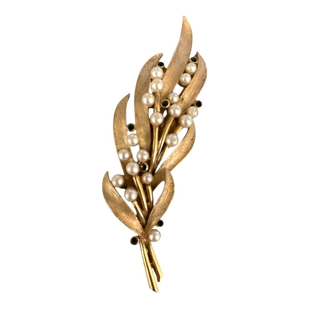 Trifari Brushed Gold Tone Vintage Leaf Faux Pearls MCM Brooch - Picture 3 of 6